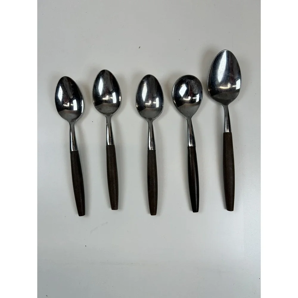 Supreme Cutlery 5 Piece Stainless Steel Flatware Spoons with faux wood - Japan